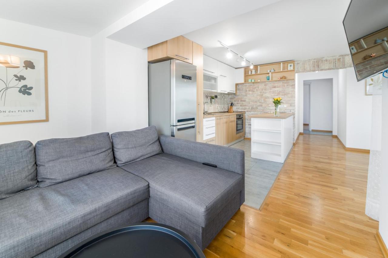 Exclusive Apartment Studentski Grad 소피아 외부 사진