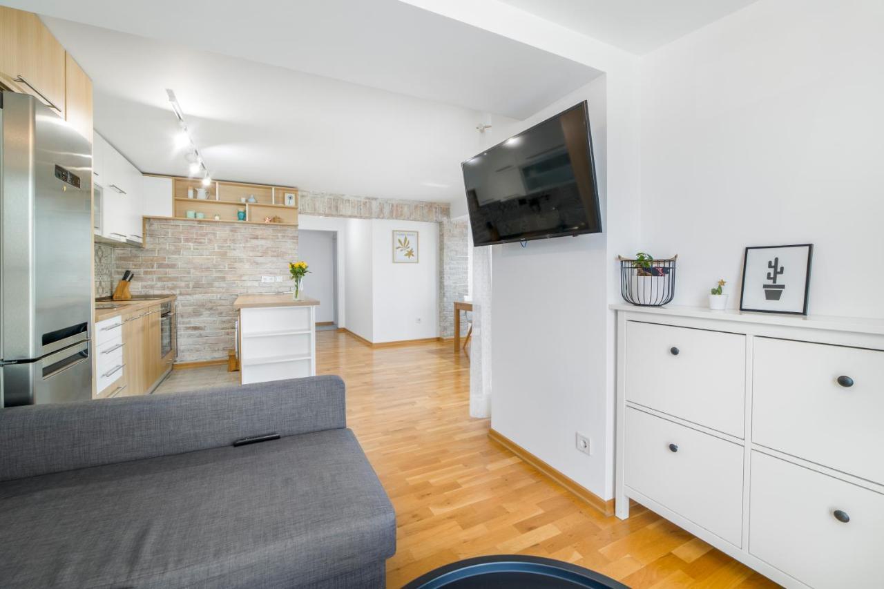 Exclusive Apartment Studentski Grad 소피아 외부 사진